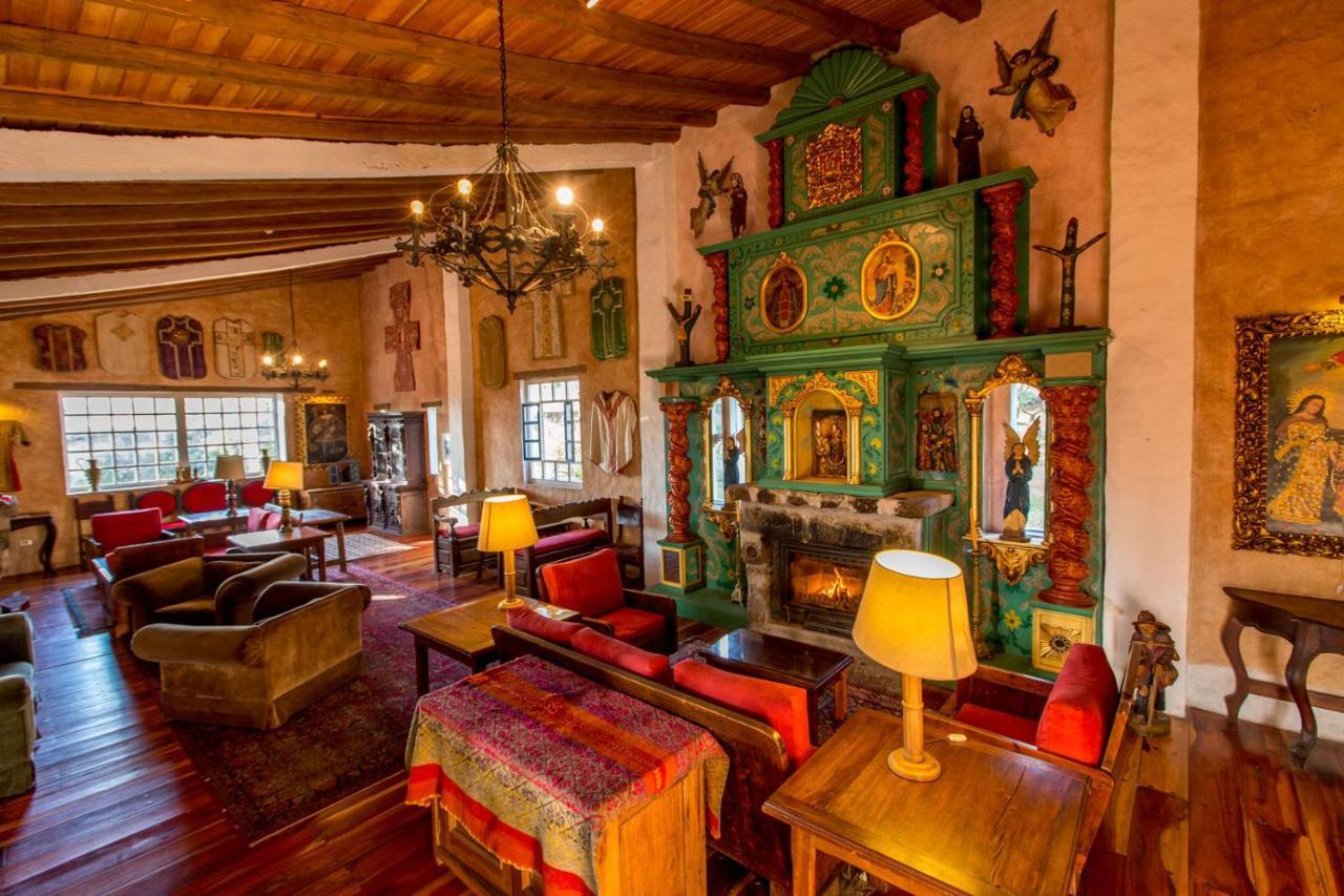 Hotel Hacienda Cusin Otavalo