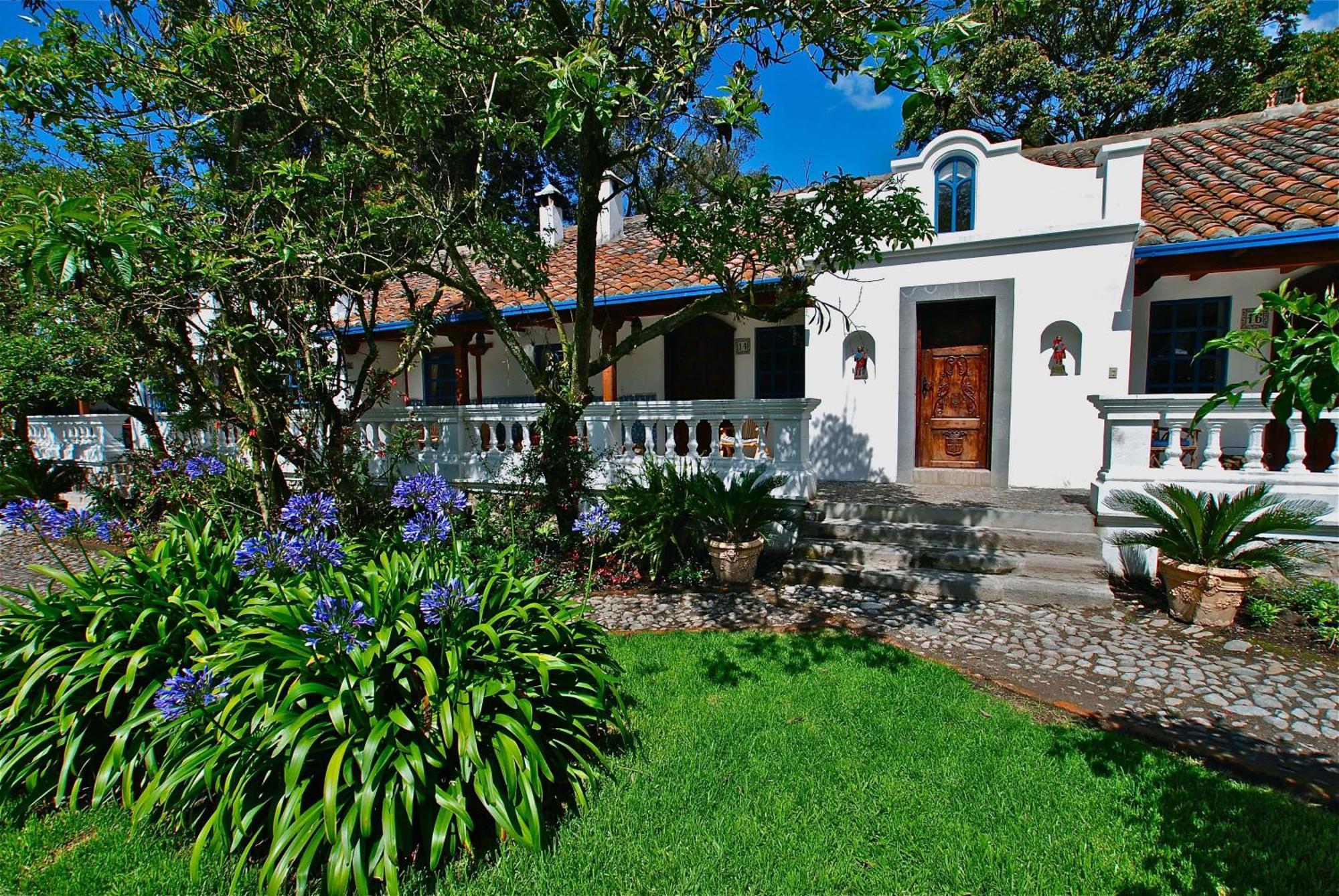Hotel Hacienda Cusin Otavalo