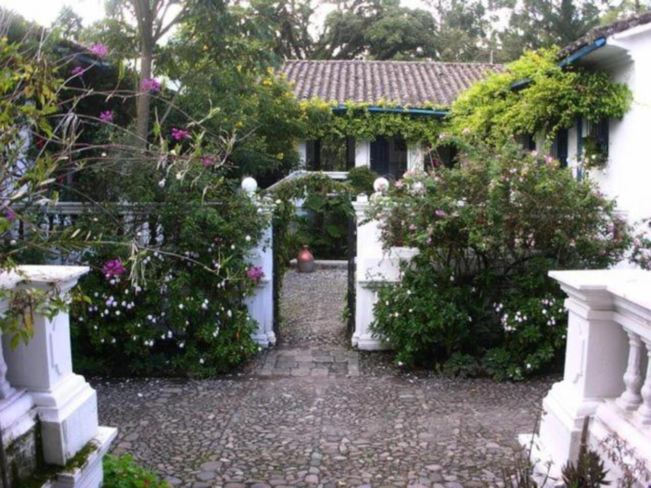 Hotel Hacienda Cusin 4*